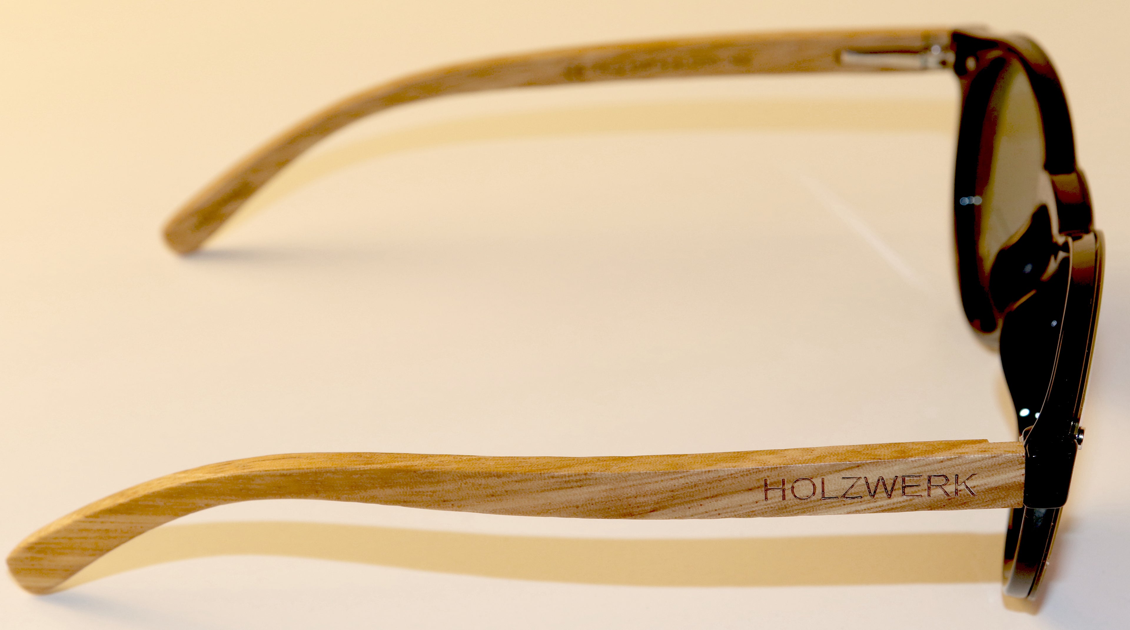 نظارات شمسية "سولارا"