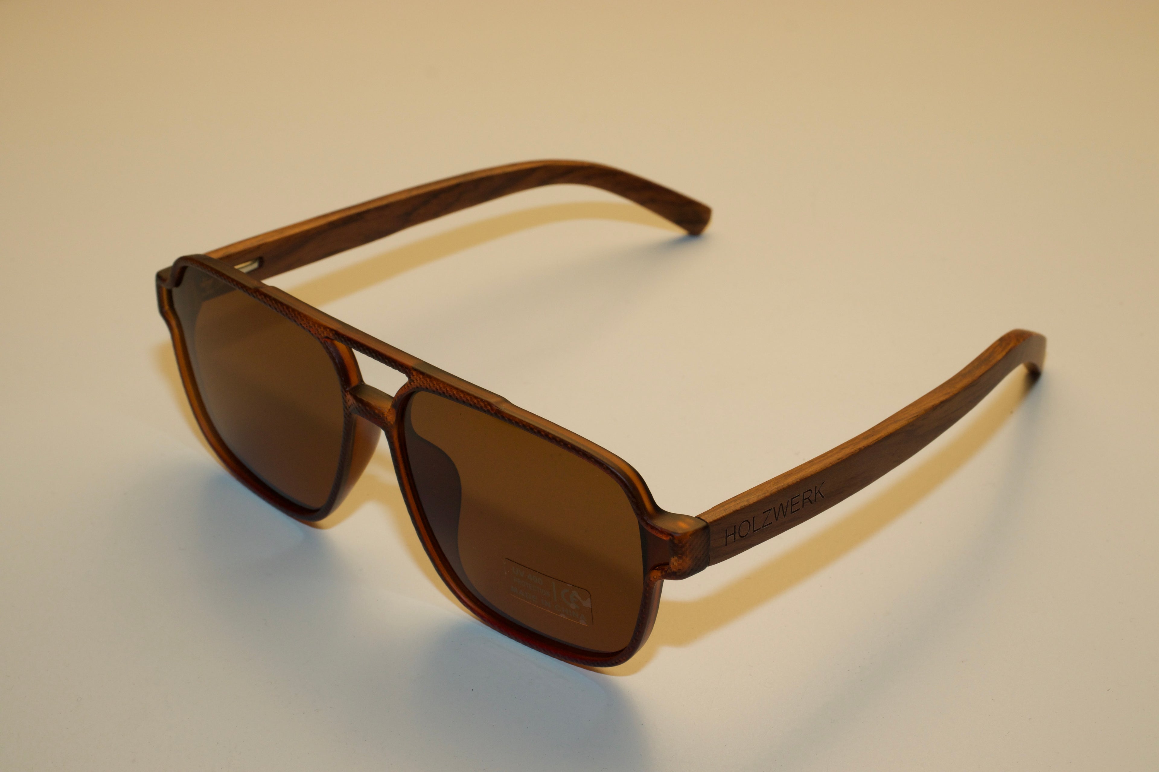 نظارات شمسية "ايرو"