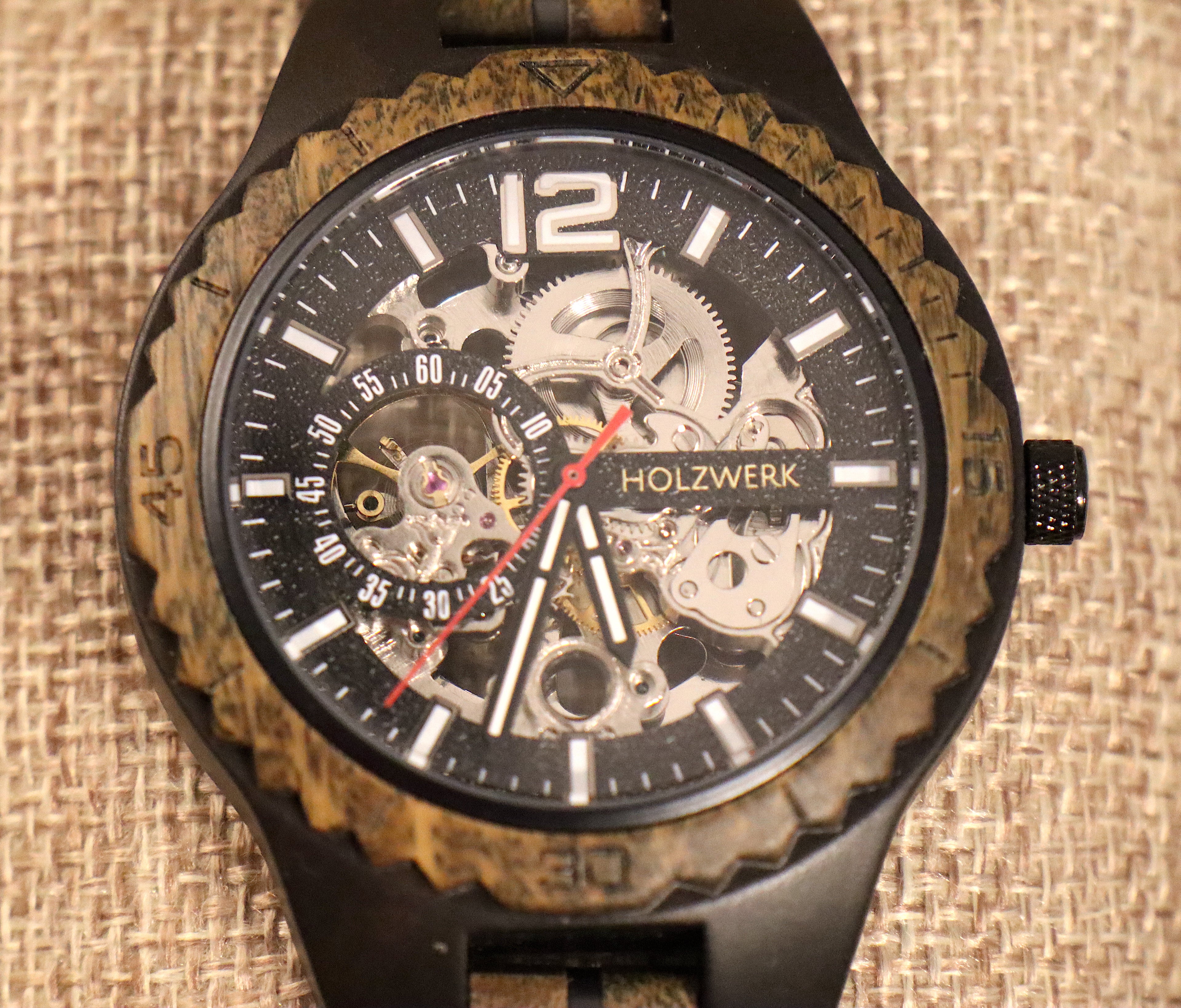 ساعة "إليسيوم فيردي للرجال"