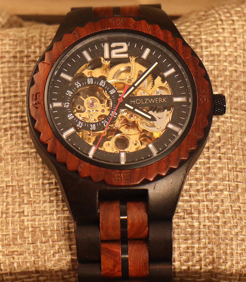 ساعة "إليسيوم روسو للرجال"