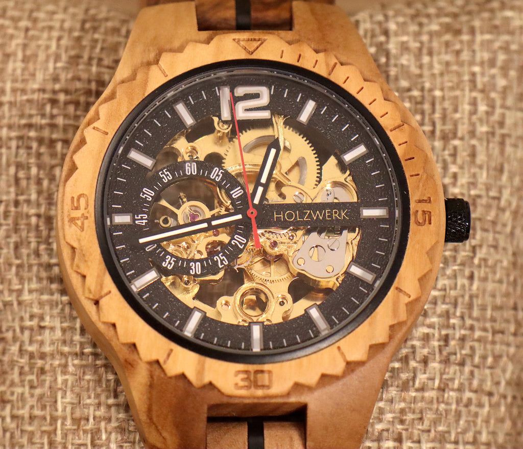 ساعة "إليسيوم أوليفا للرجال"