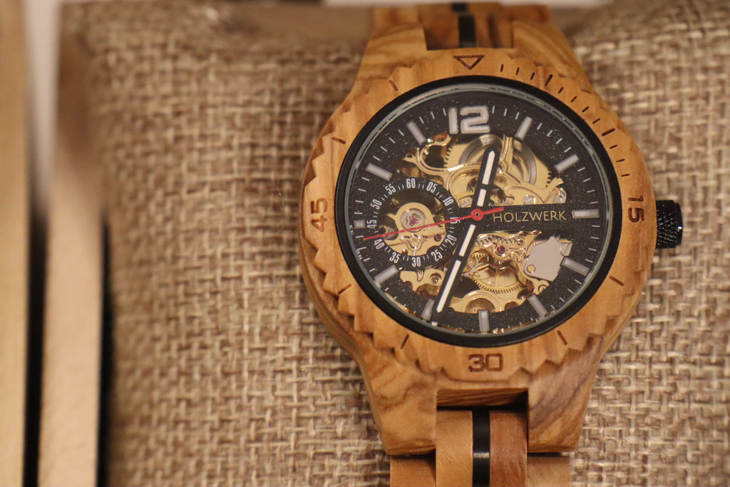 شاهد "Elysium Oliva Women"