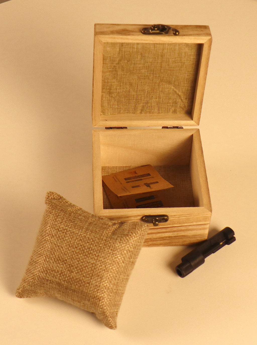 شاهد فيلم "Elysium Noir Men"