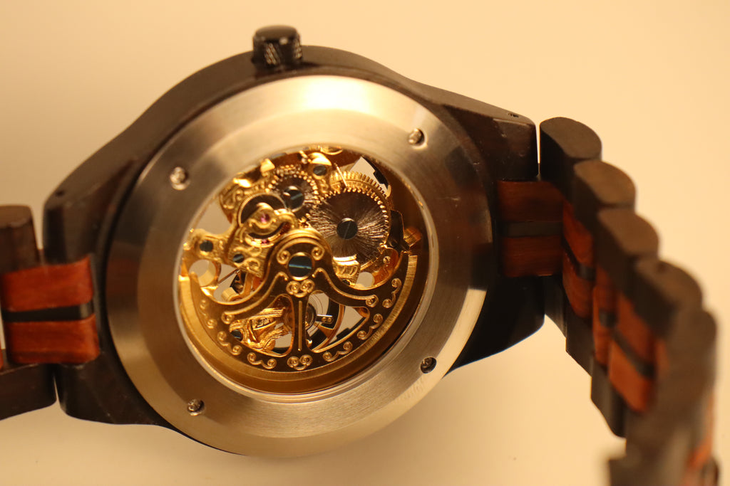 ساعة "إليسيوم روسو للرجال"