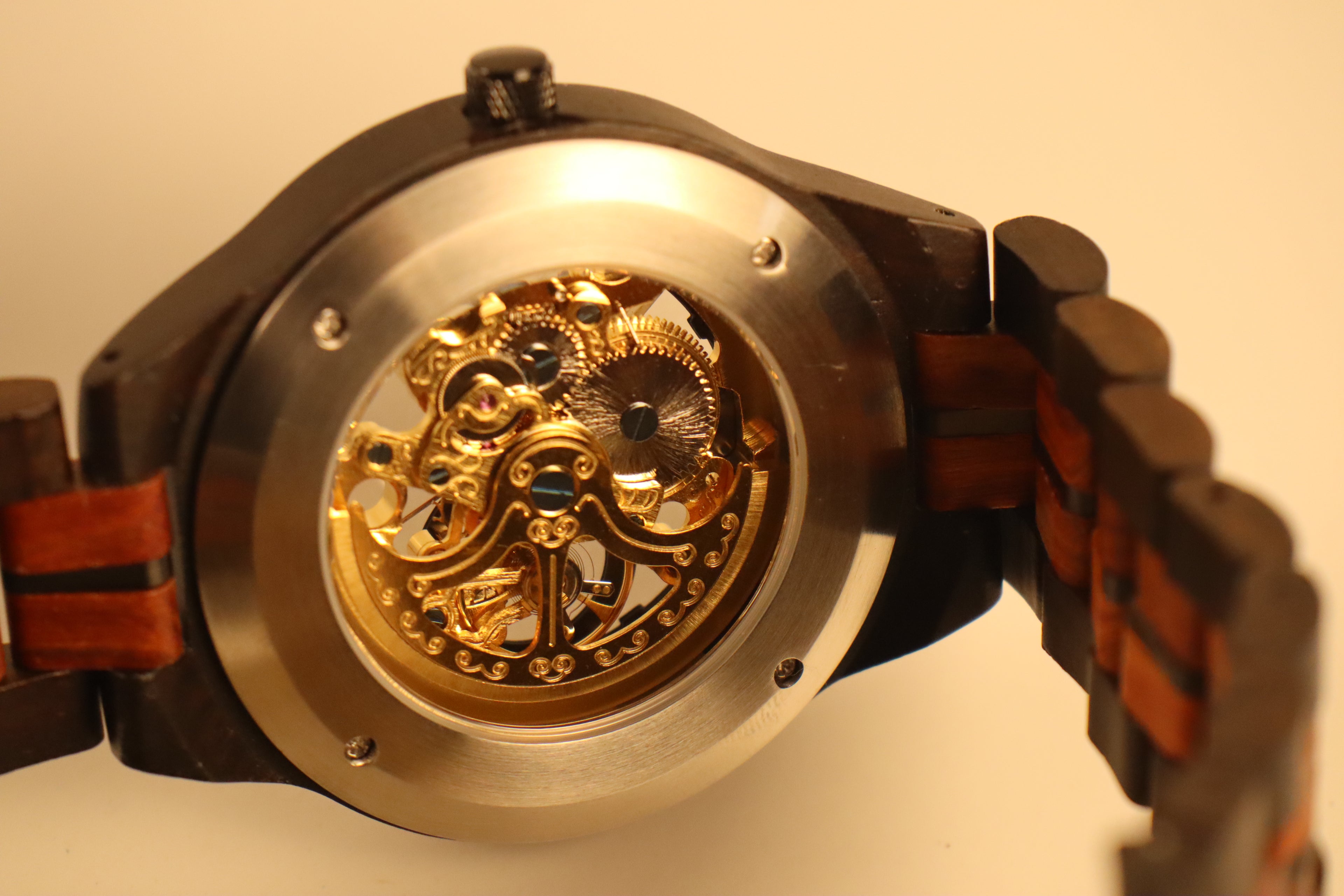 ساعة "إليسيوم روسو للرجال"