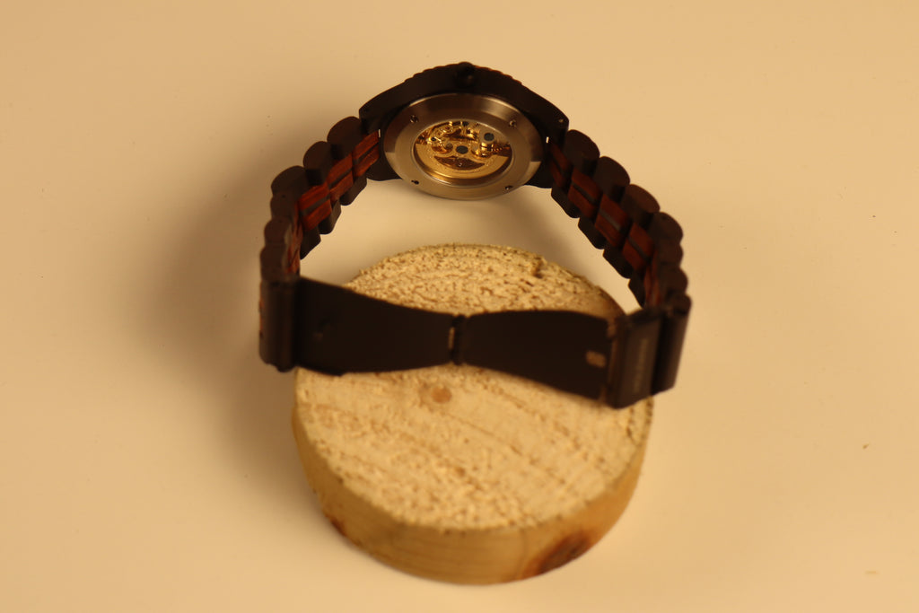 شاهد فيلم "Elysium Rosso Women"